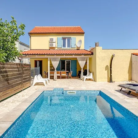 House Crassula * Муртер