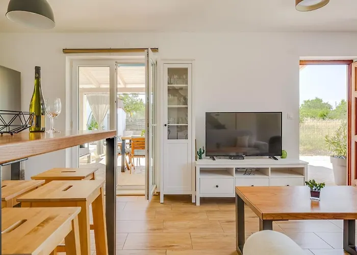 House Crassula 펜션 무르테르